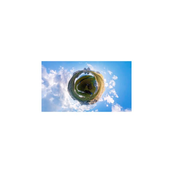 Insta360 X6 Essentials Bundle13 Insta360 X6 Essentials Bundle